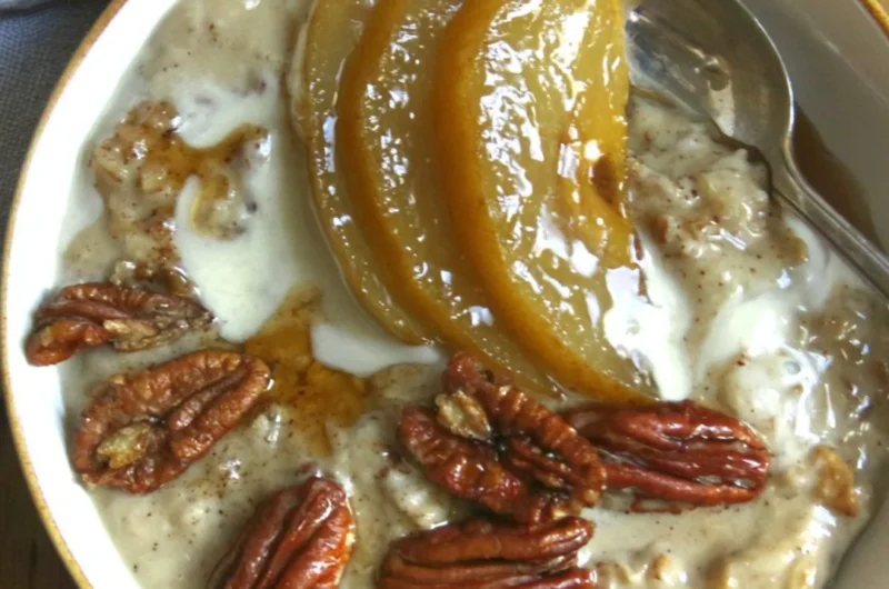 Delicious chai spiced pear porridge served in beautiful Loaf.com ceramics